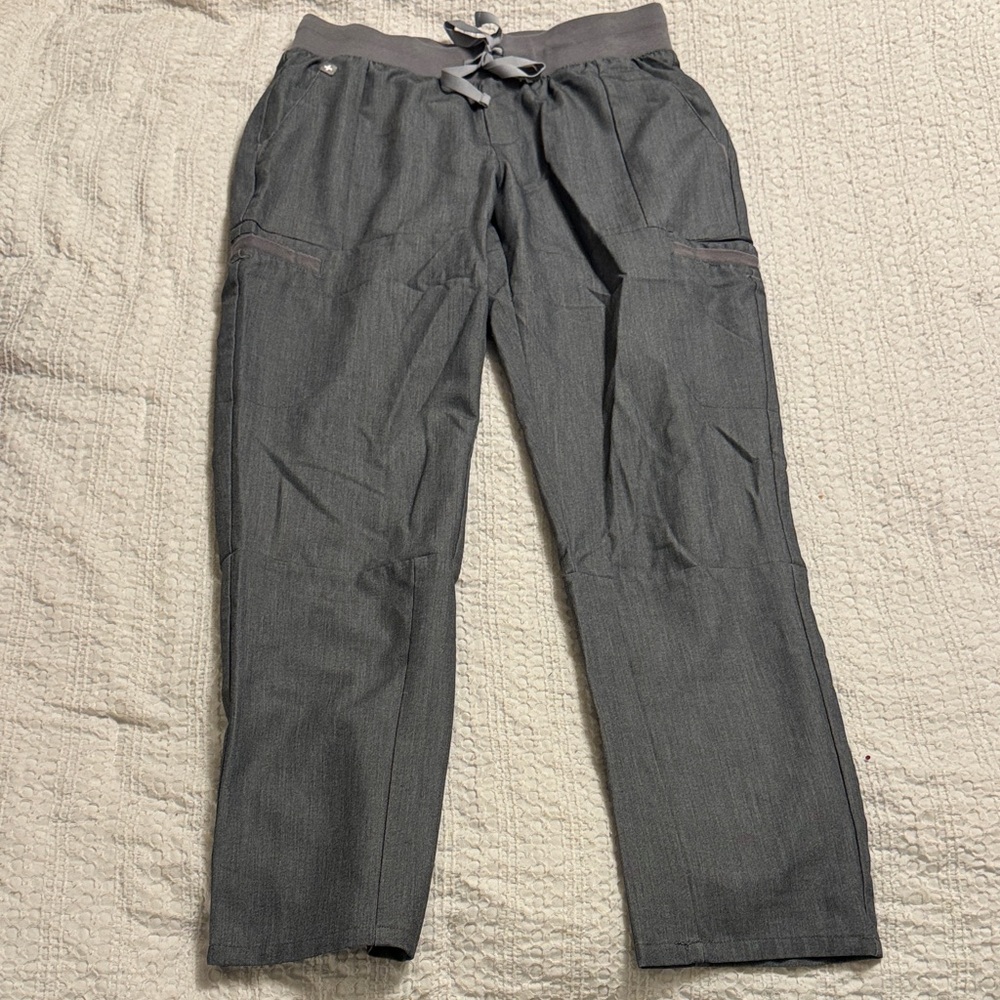 Wear Figs Scrub pants small